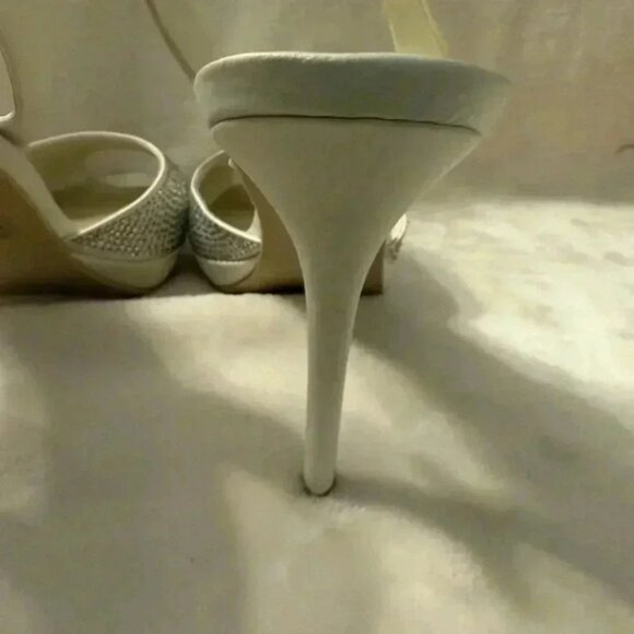 David’s Bridal Jessa Rhinestone Heels Slingback Crystal Peep Toe Womens Size 8.5 - Picture 5 of 7